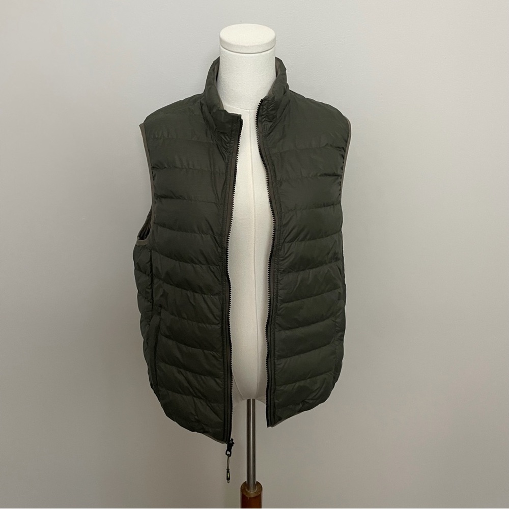 Hawk & Co Vest Puffer Reversible Duck Down Pockets Lightweight Olive Green Tan - Picture 3 of 15